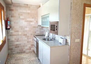Apartment 10 Overlooking pool and gardens