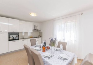 Apartment ∙ 3 bedrooms ∙ 8 guests