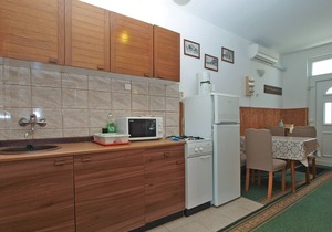 Apartment 320/731 (Istria - Liznjan), 1750m from the beach