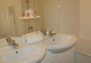 Apartment Adonis Valberg-1