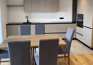 Apartment "Alpenglow Terra" with Mountain View, Private Terrace & Wi-Fi