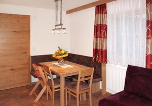 Apartment Alpenherz-2 by Interhome