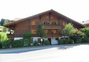 Apartment Bärli in Saanenmöser - 4 persons, 2 bedrooms