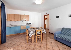 Apartment "Bait del Pont 53" with Mountain View, Wi-Fi & Garden
