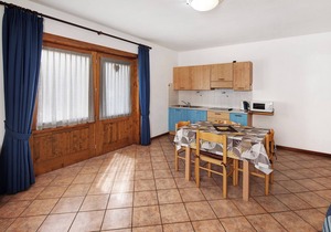 Apartment "Bait del Pont 53" with Mountain View, Wi-Fi & Garden