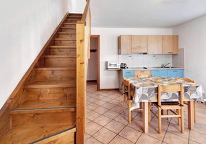 Apartment "Bait del Pont 56" with Mountain View, Wi-Fi, Balcony & Garden