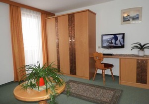 Apartment Bergfeld (SIX170) in Spiss-Samnaun - 4 persons, 1 bedrooms