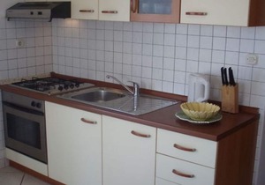Apartment Biserka - 50 m from beach : A5(4) - Okrug Gornji, Island Ciovo, Croatia