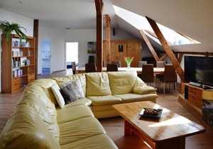 Apartment, Burow