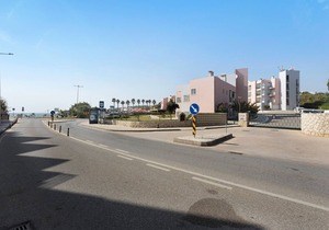 Apartment 'Cantinho da Sara III' with Sea View, Shared Pool, Garden & A/C
