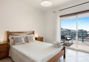 Apartment 'Cantinho da Sara V' with Sea View, Shared Pool, Garden & A/C