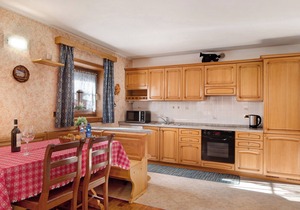 Apartment Chalet Maffins 1 near Ski Lifts with Mountain View