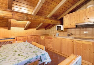 Apartment 'Chalet Meridiana Appartamento 11' with Mountain View