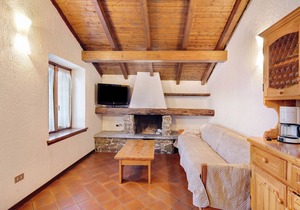 Apartment 'Chalet Meridiana Appartamento 10' with Mountain View