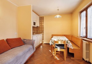 Apartment 'Chalet Meridiana Appartamento 7' with Mountain View