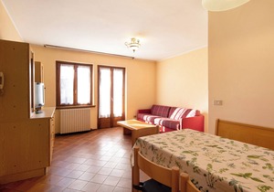 Apartment 'Chalet Meridiana Appartamento 4' with Mountain View