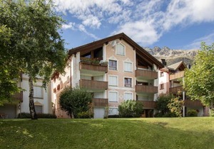 Apartment Chesa Dal Luf B6 by Interhome
