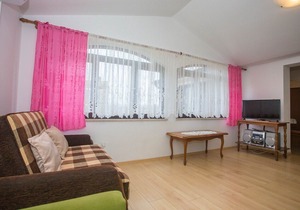 Apartment Complex Katica / One-Bedroom Apartment Katica II on the First Floor
