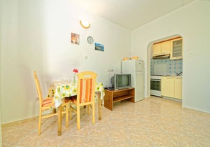 Apartment Danijela with Pool A1