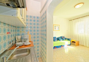 Apartment Danijela with Pool A1