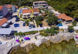 Apartment Davor - 20m from sea : A2(2+2) - Mali Iz (Island Iz), Zadar riviera, Croatia