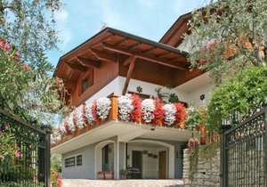 Apartment Delvai-2 by Interhome