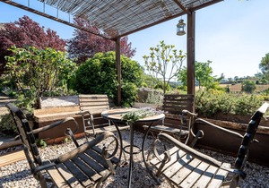 Apartment 'El Clos 4' with Private Terrace, Shared Garden and Wi-Fi