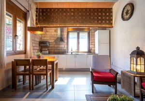 Apartment 'El Clos 5' with Shared Terrace, Shared Garden and Wi-Fi