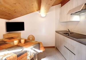 Apartment 'Elisabetta n2' with Mountain View & Wi-Fi