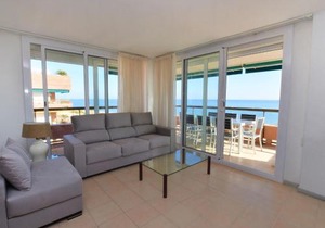 Apartment Els Pins Atico by Interhome