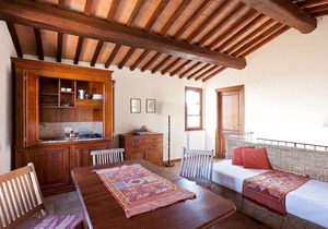 Apartment for 4 people in Casale Toscano