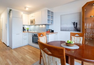 Apartment house Terrassenhügel - Strandallee 140, direct beach location - sea view