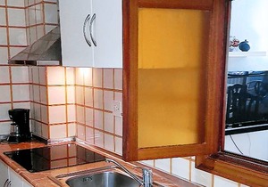 Apartment Ideally Located Between The Sea & The City Center