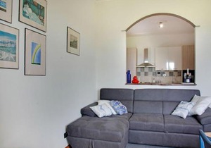 Apartment in Casale with Panoramic Vineyard Views