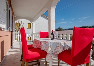 Apartment in Lopar with Terrace, Air condition, WIFI, Washing machine (4360-3)
