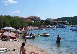 Apartment in Pirovac with Terrace, Air condition, WIFI, Washing machine (4793-1)