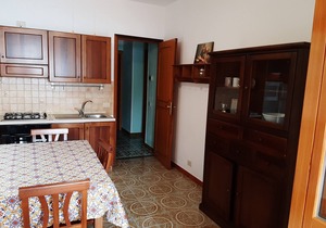 Apartment in villa overlooking the sea