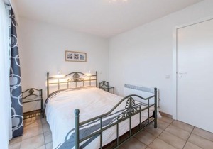 Apartment Isabelle with parking and shared pool by Interhome
