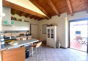 Apartment near Lake Garda with Pool