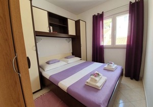 Apartment Ivano - 20 m from Sea: A4(2) - Cove Osibova (Milna), Island Brac, Croatia