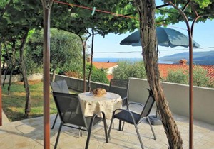 Apartment Katarina-3 by Interhome