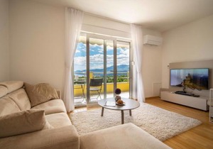 Apartment Kvarner house-1 by Interhome
