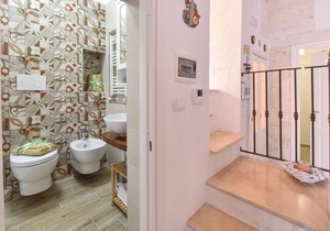 Apartment Leopardi's Alcove with Air Conditioning, Wi-Fi and Large Private Terrace