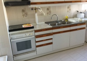 APARTMENT LISBON - REBOLEIRA (metro/train)