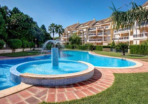 Apartment Los Sauces by Interhome