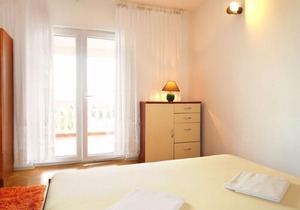 Apartment Mira (KRK145) in Krk/Krk - 6 persons, 2 bedrooms