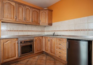 Apartment near the beach, big terrace with nice sea views, wifi and parking