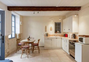 Apartment near the river in Bize Minervois