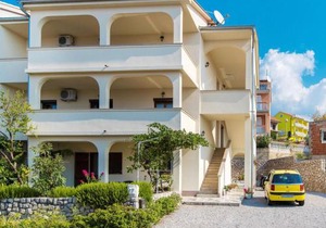 Apartment Nikol-4 by Interhome