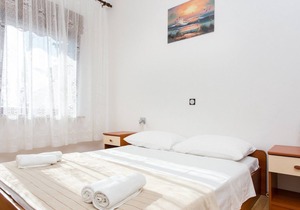 Apartment Nikola with Terrace